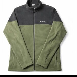 Men's Columbia Olive and Charcoal Performance Jacket